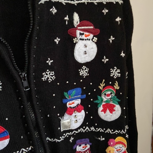BP design sweater with snowmen & feathers with snaps In like new condition - Picture 4 of 12